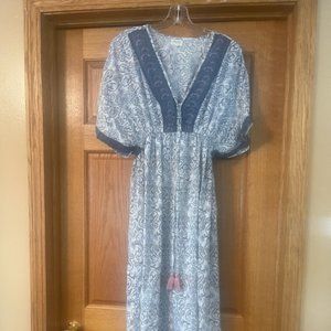 WORLD MARKET BOHO BLUE & WHITE DRESS SIZE S/M